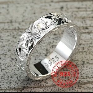 Size 10 Elegant Silver Sterling Ring